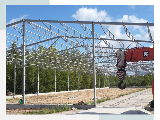 Строительство конюшен в Торжок от 613 руб. под ключ